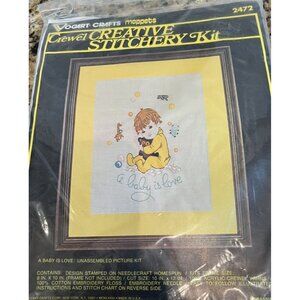 2472 VOGART CRAFTS MOPPETS CREWEL STITCHERY KIT A Baby Is Love 10"X12"  1976 Vtg